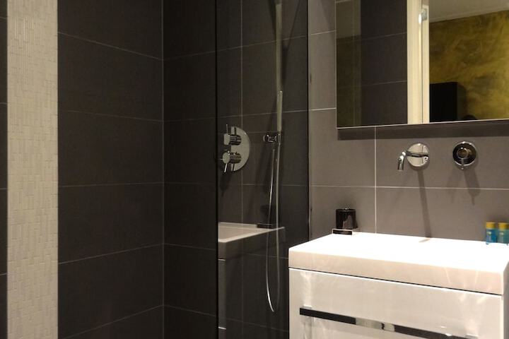 Bath Interior