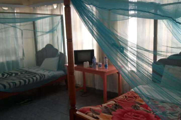 Room 2 of 13