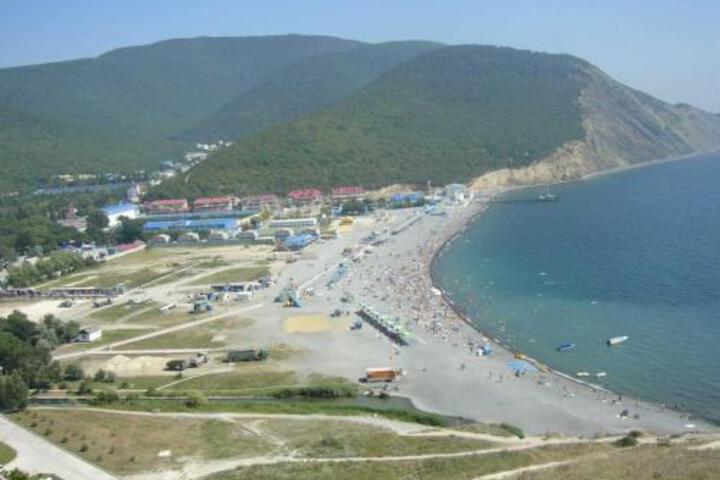 Levrus Hotel