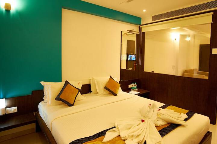 Room 7 of 51