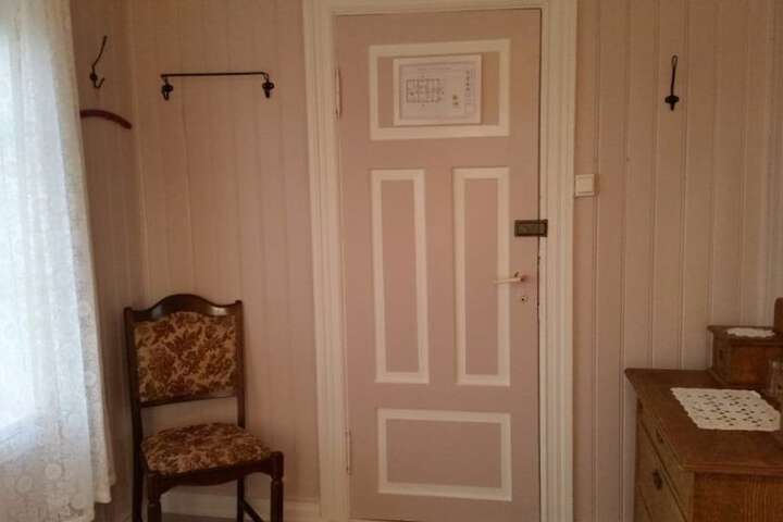 Room 5 of 37