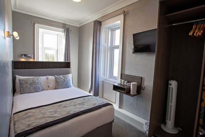Room 20 of 86
