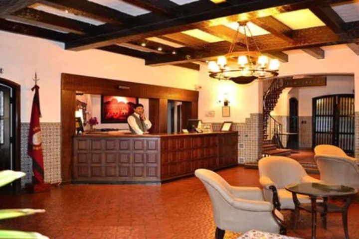 Guest Lobby