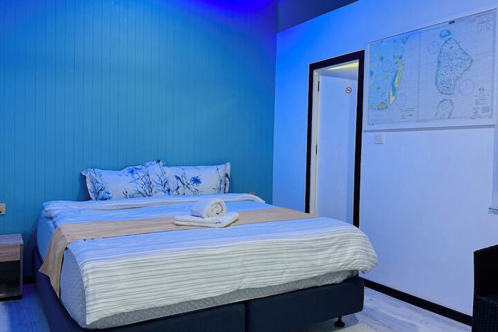 Room 44 of 101