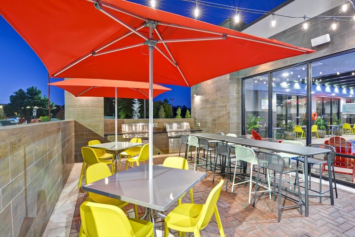 Terrace/Patio 44 of 46