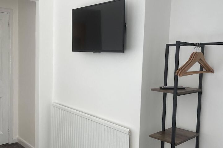 Room 10 of 49