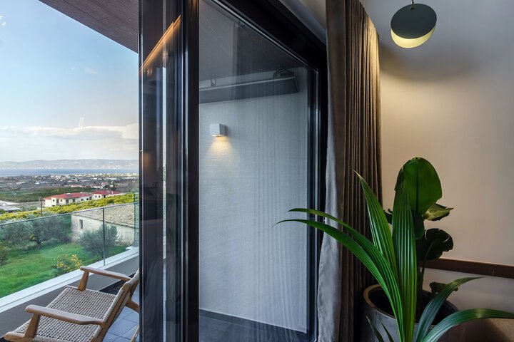 Terrace/Patio 163 of 166