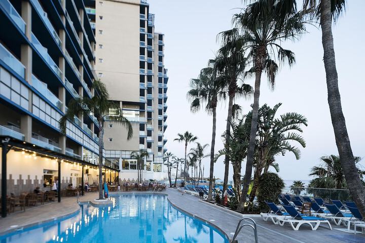 Pool Hotel