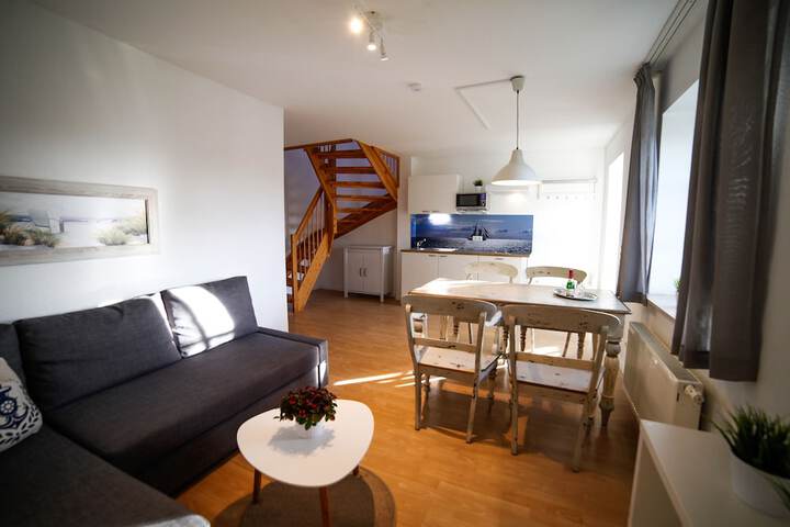 Room 10 of 45