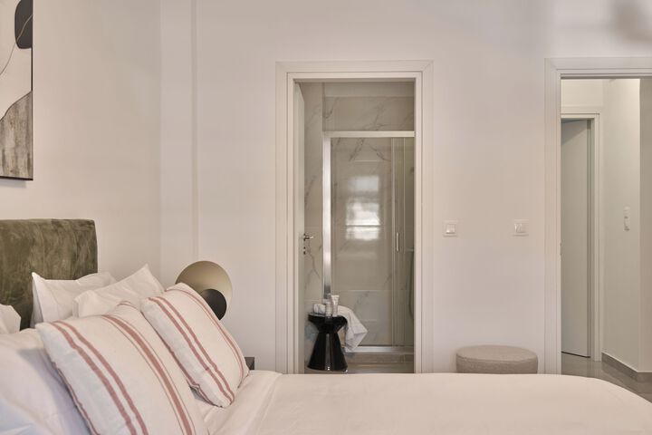 Room 3 of 4