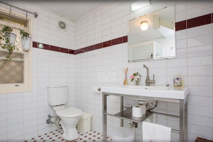 Room 20 of 39