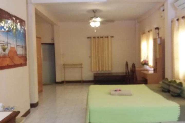 Room 8 of 51