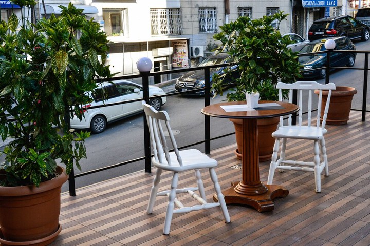 Terrace/Patio 27 of 30