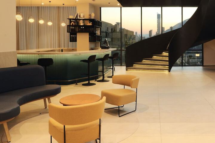 Hotel Interior 8 of 81