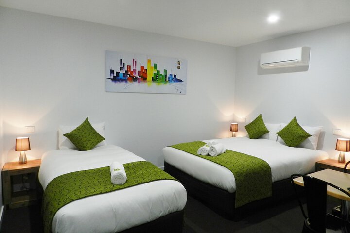 Room 8 of 42
