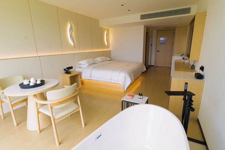 Room 61 of 158