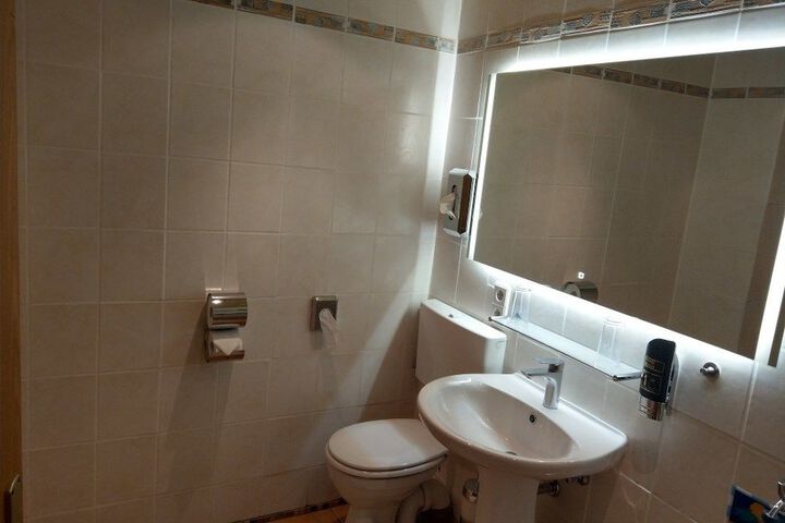 Bathroom Interior Photo