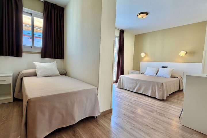 Room 5 of 21