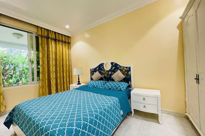 Room 21 of 73