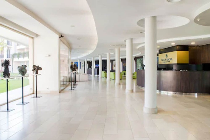 Hotel Interior 2 of 95
