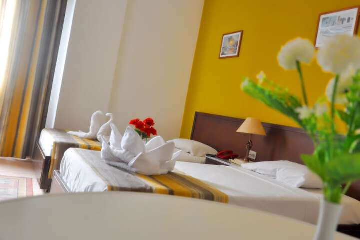 Room 5 of 111
