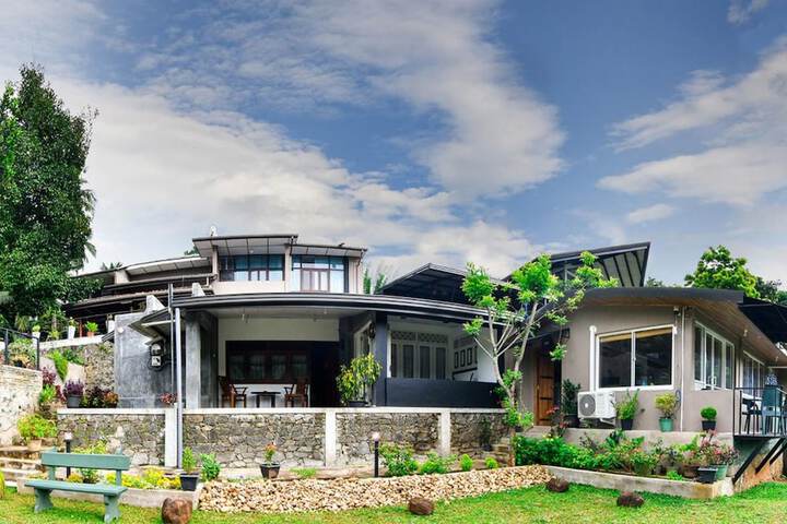 Thotupola Residence