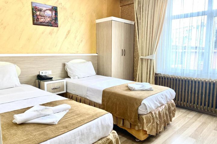 Room 19 of 61