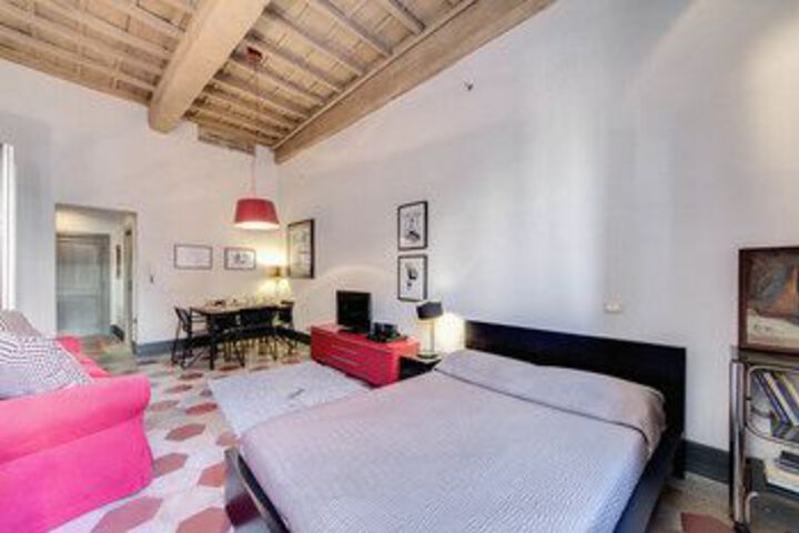 Room 6 of 31