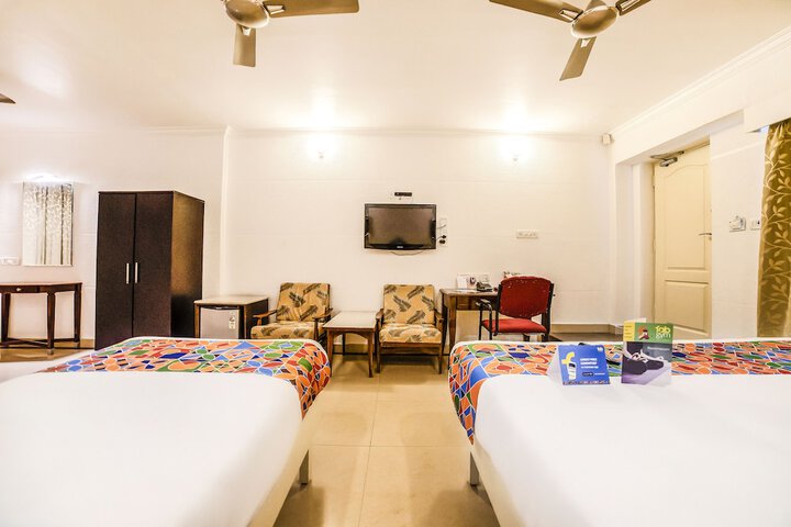 Room 10 of 27