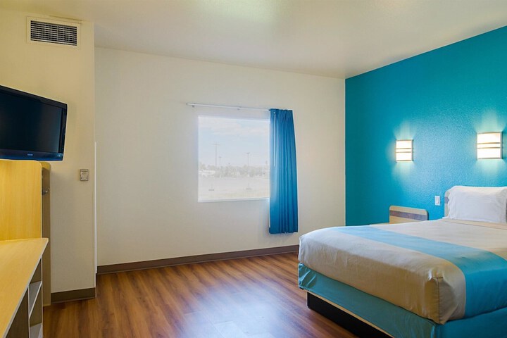 Room 16 of 56