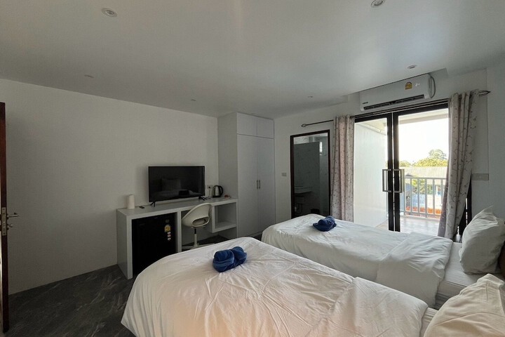 Room 12 of 61