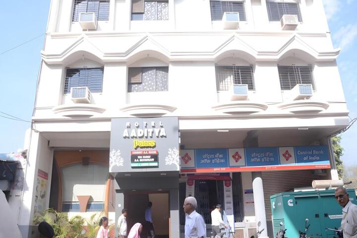 hotel Aaditya Palace