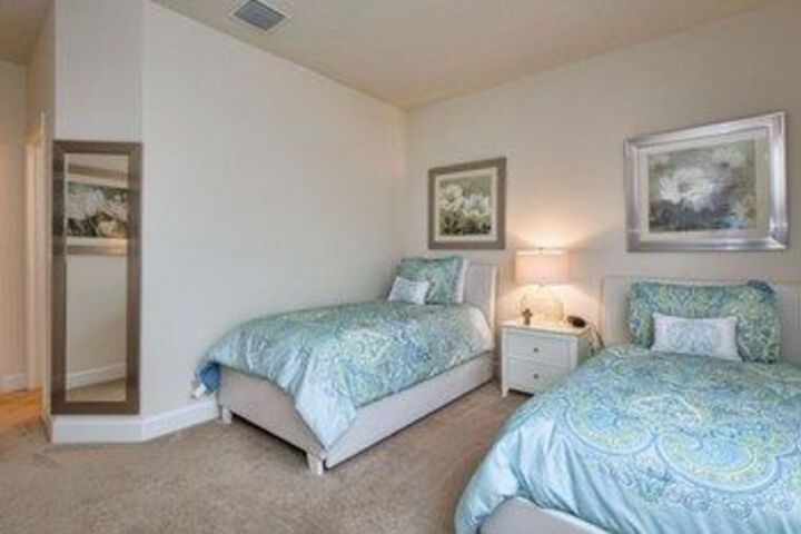 Room 7 of 26