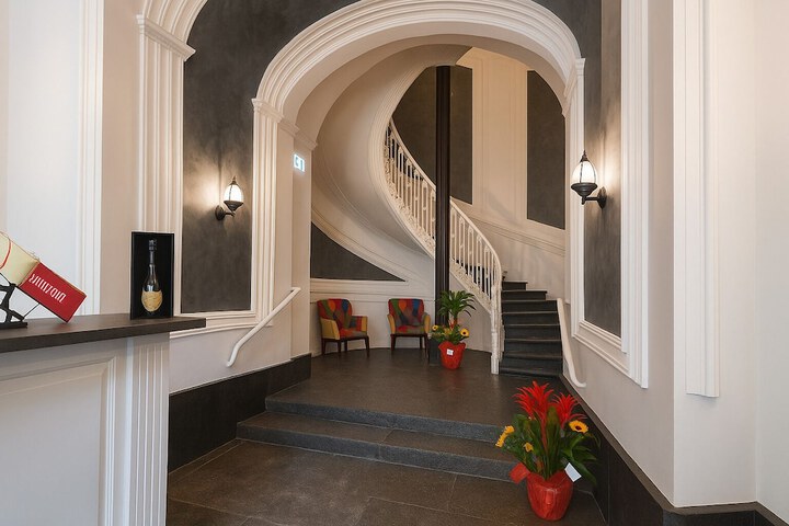 Hotel Interior 4 of 13