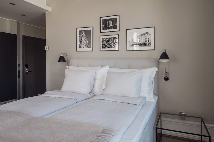 Room 123 of 203