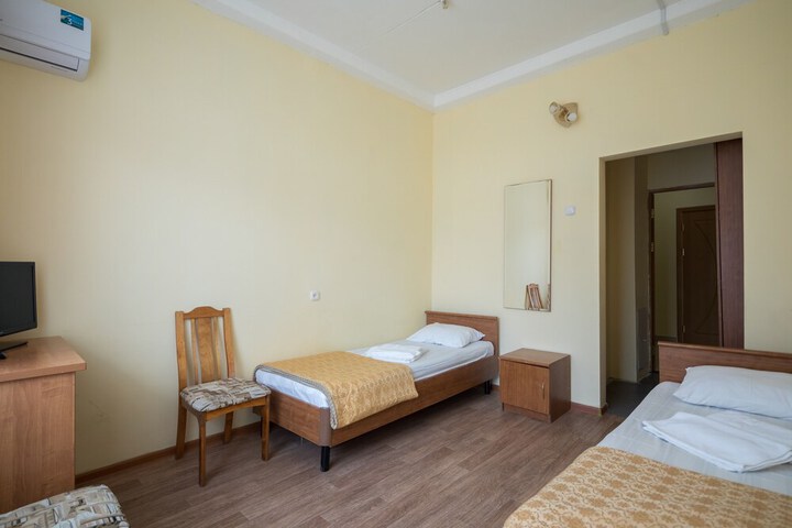 Room 15 of 47