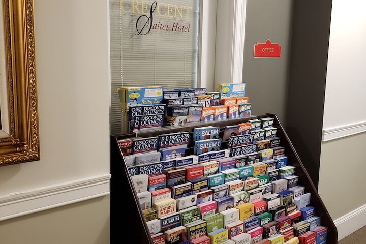 Ballroom/Hall 45 of 52