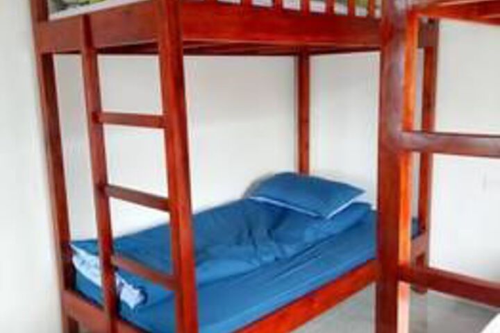 Room 5 of 25