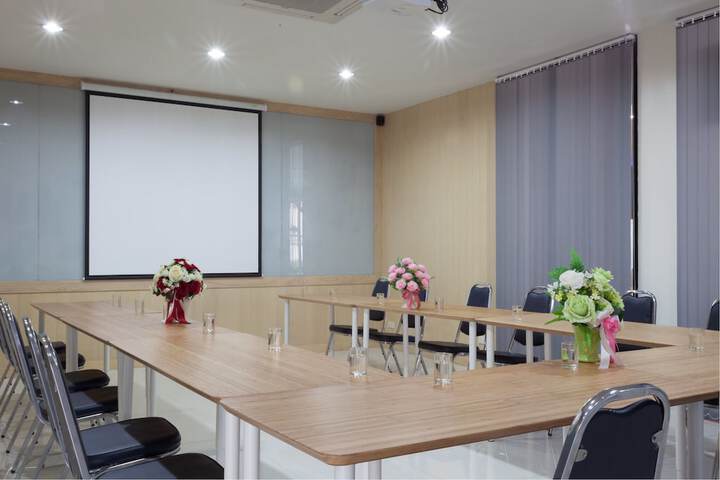 Meeting 28 of 40