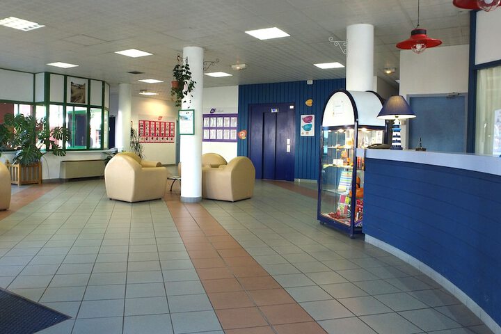Hotel Lobby