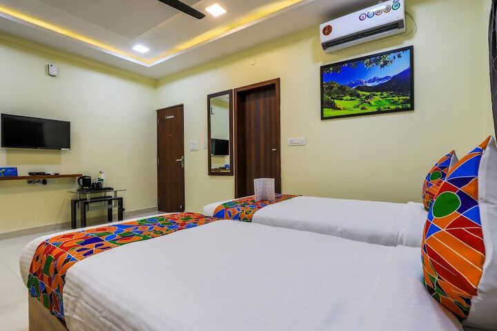 Room 8 of 31