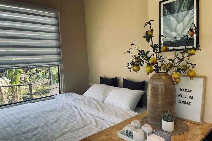 Room 28 of 73
