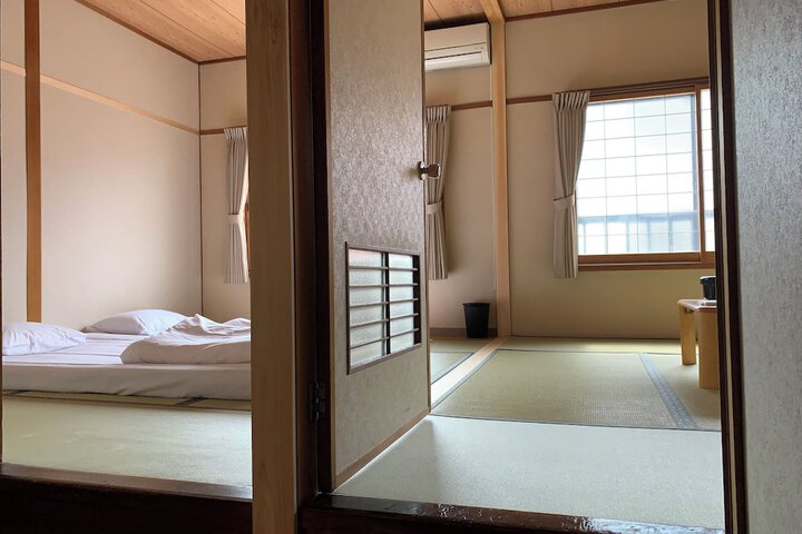Room 26 of 69