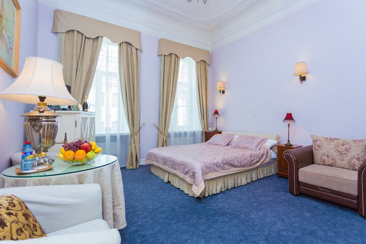 Room 16 of 62
