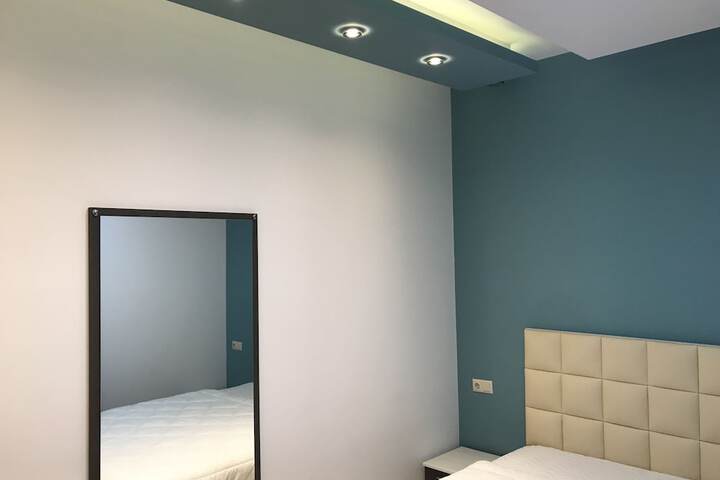 Room 18 of 72
