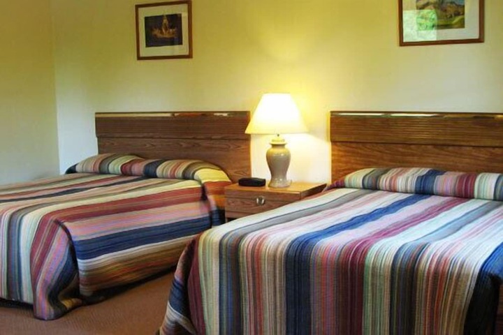 Room 4 of 20