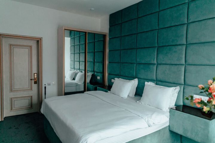 Room 15 of 59