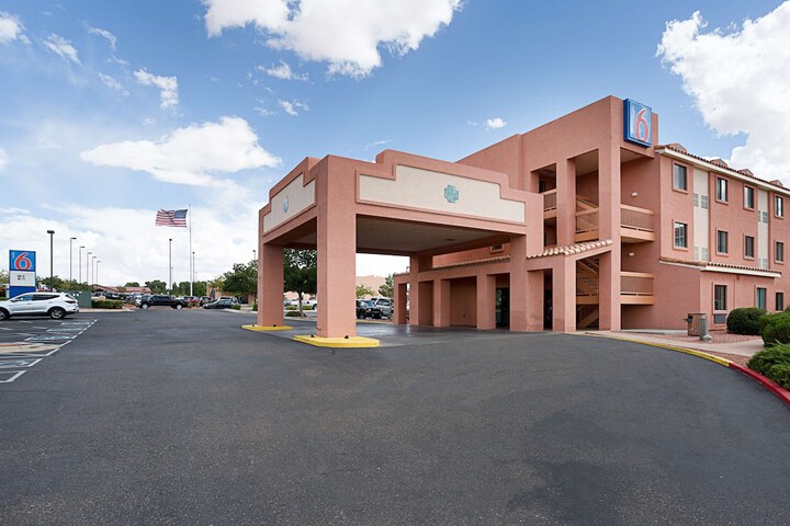 Hotel 50 of 59