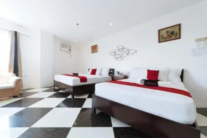 Room 3 of 10
