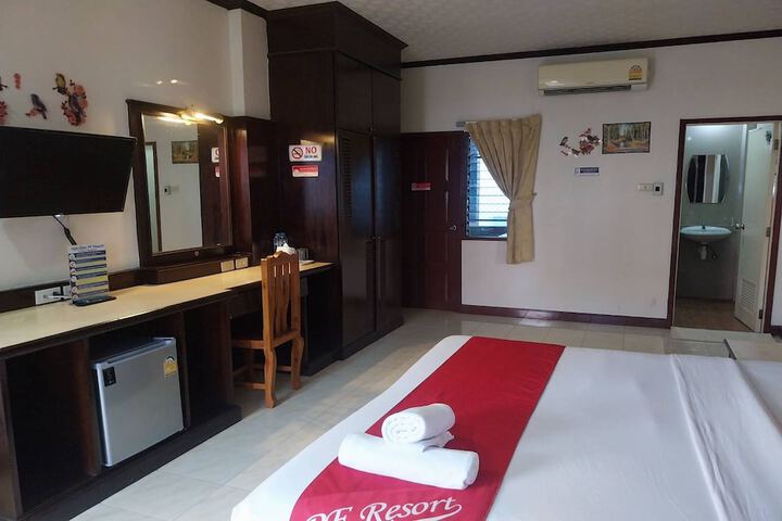 Room 28 of 89